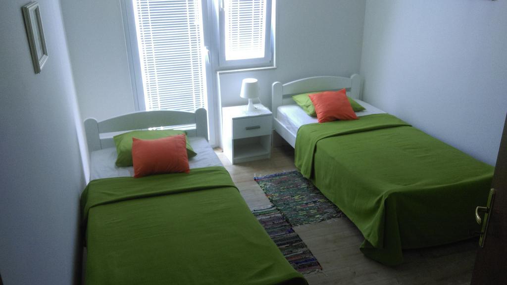 Holiday Home Rudelic Lukovo Šugarje Dış mekan fotoğraf