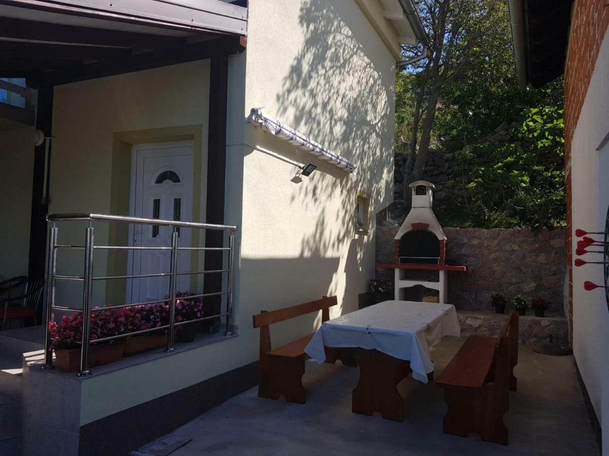 Holiday Home Rudelic Lukovo Šugarje Dış mekan fotoğraf